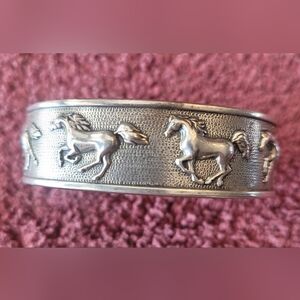 Kabana Sterling Silver Horse Cuff Bracelet, 55 Grams, 3/4 " Wide